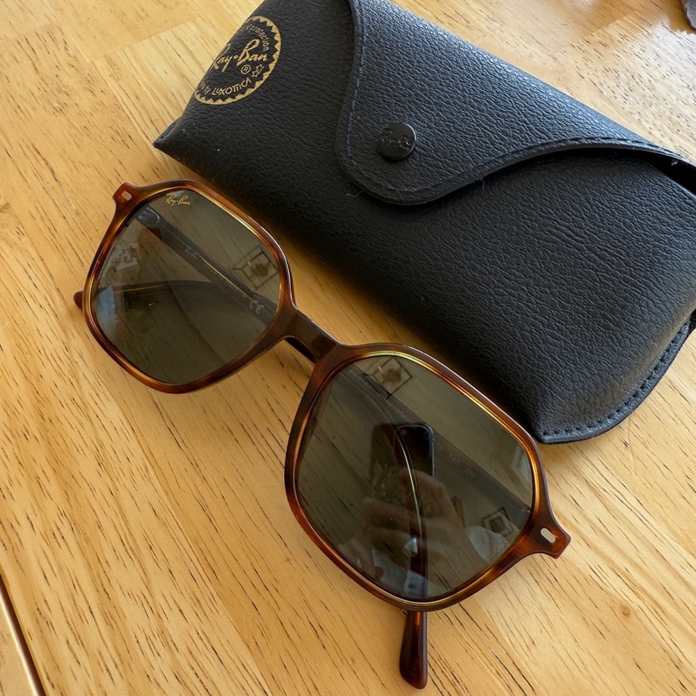Ray-Ban Brown Sunglasses Blue Frames with  Case style John RB 2194
